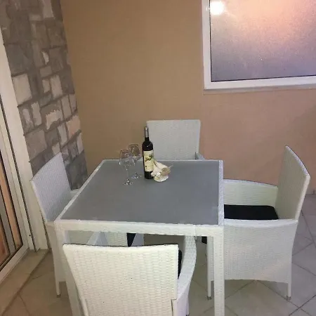 Zdenka Lägenhet Split